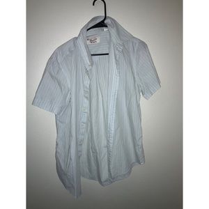 Penguin collard shirt size mediums